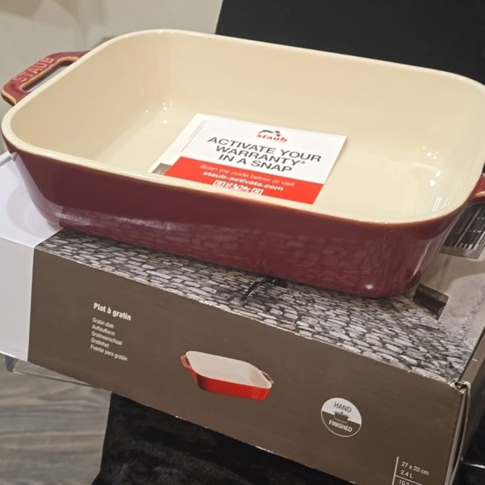Staub Rectangular Ceramic Baking Dish - Picture 7 of 10